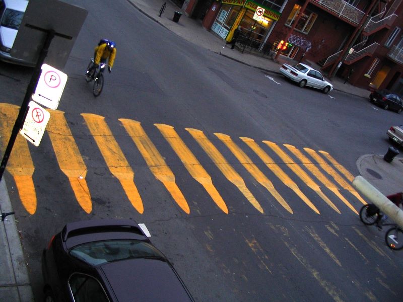 Монреаль необычные пешеходные переходы